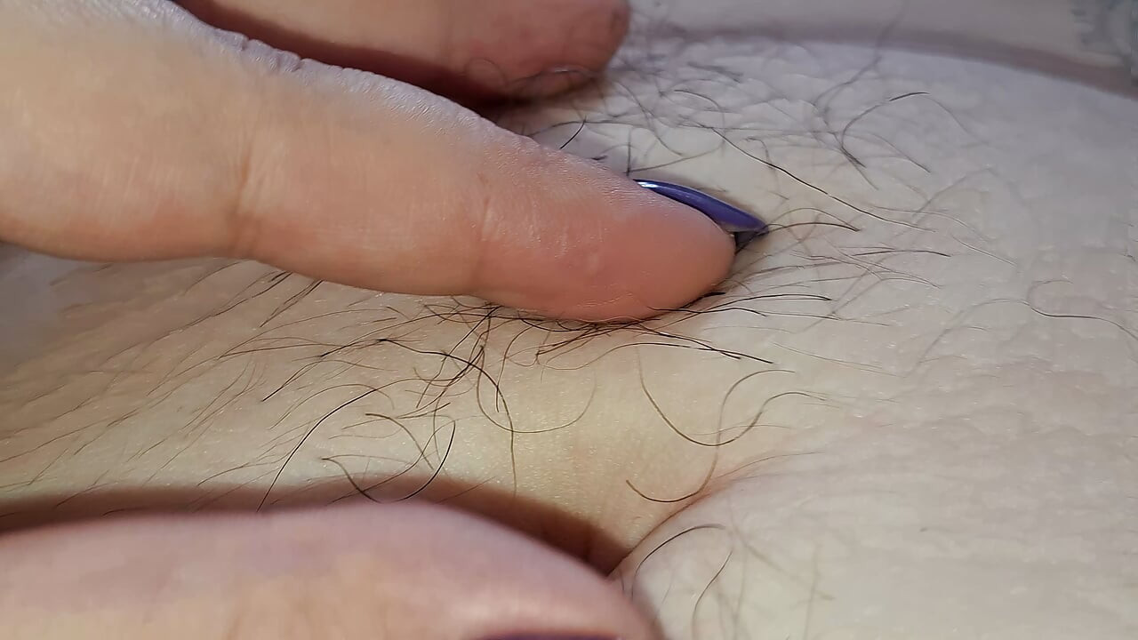 บูชาสะดือขนดกของ BBW ของฉัน