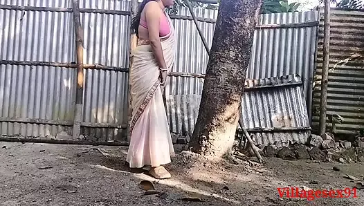 Outdoor Fuck By Local Sonali Bhabi ( Official Video By Villagesex91 )