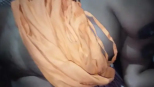 Video Panas dan Seksi Desa. Saya pikir Big Boobs sangat panas.