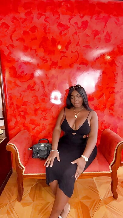 Beautiful Colombian Milf Debuts In A Porn Casting For The First Time
