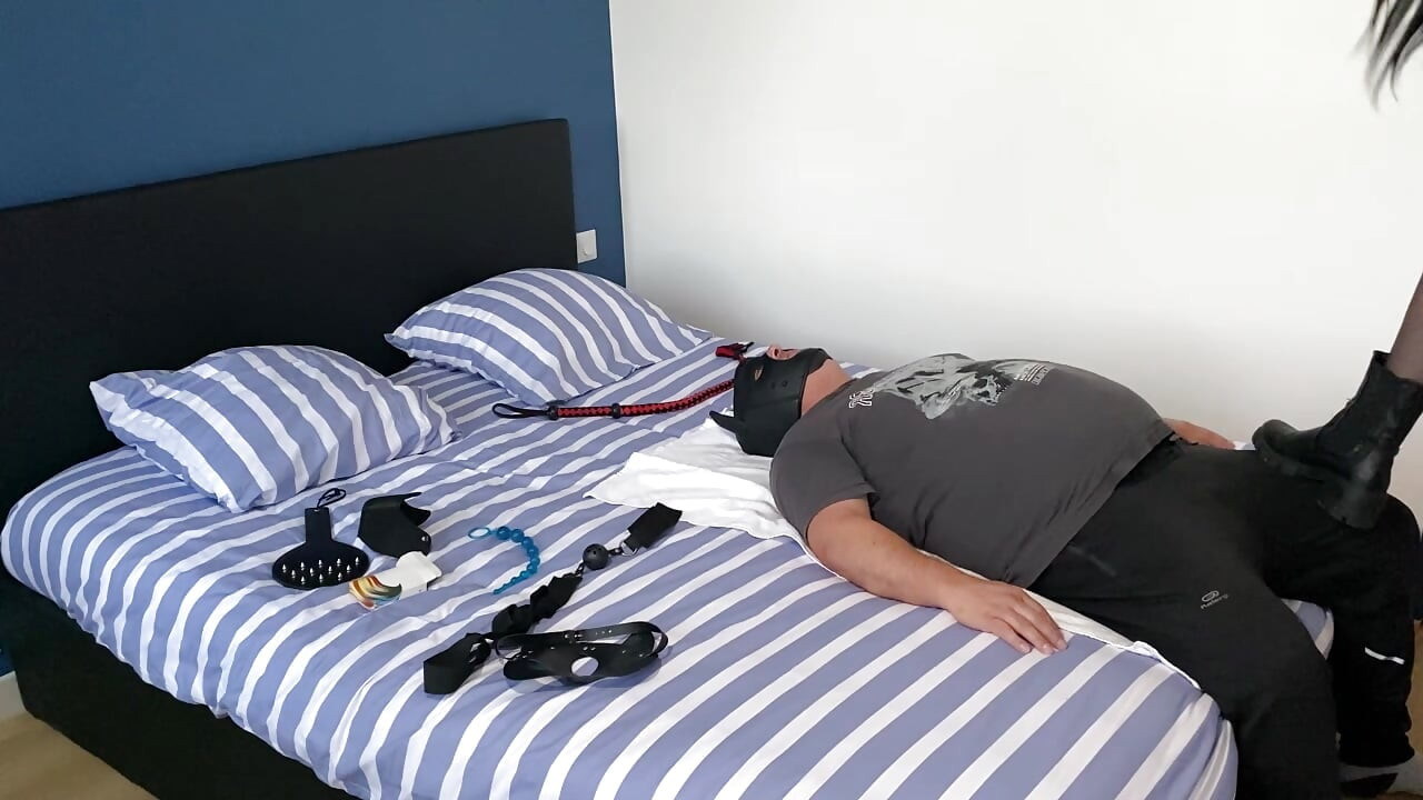 Γαλλικό pegging - bts - ένας συνδρομητής που ήρθε να ταπεινωθεί και να γαμηθεί με βαθύ στραπόν