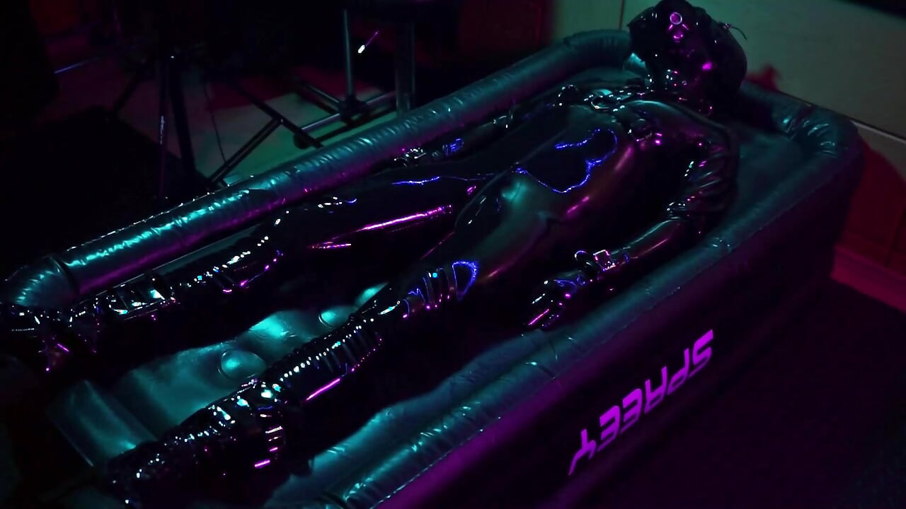 HOT! Rubberdrone Fetish ASMR
