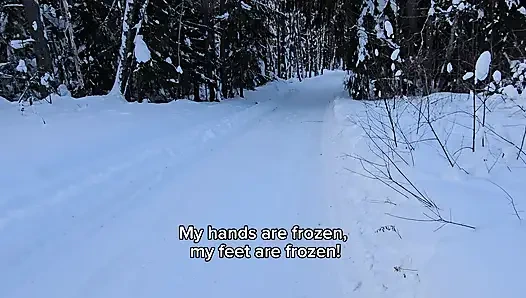 Kış ormanında bir yabancı