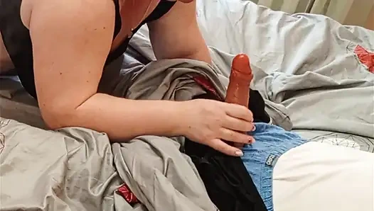 Daha önce hiç bir yabancının spermini yutmak zorunda olmamıştım