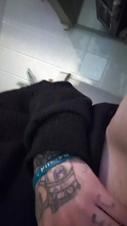 私のアソコで遊ぶ