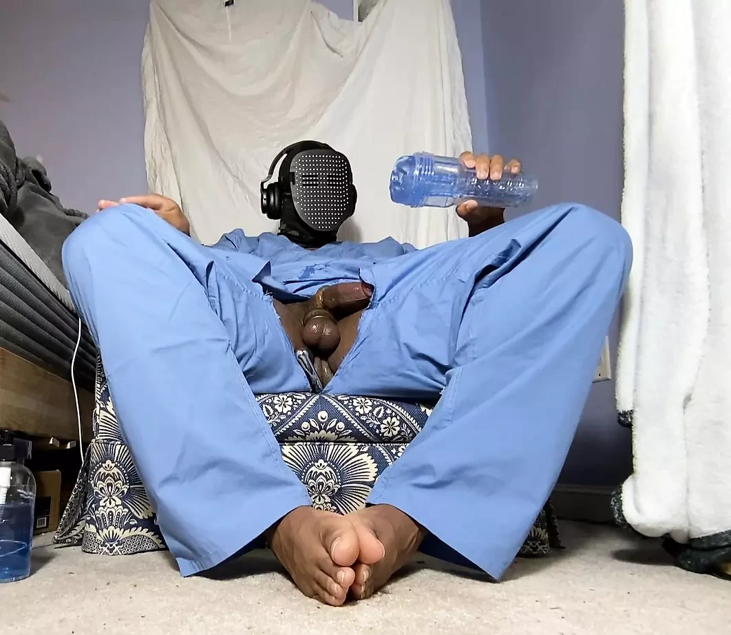 Nurse Jerking Out Moaning Cumshot In Scrubs With Fleshlight