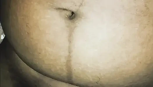 Als mein bruder nicht zu hause war, fand ich ihn allein und ihn