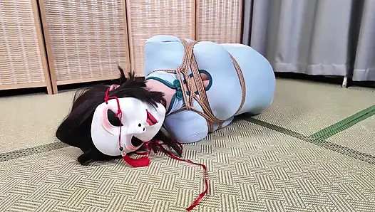 Xr25-twist and Bondage