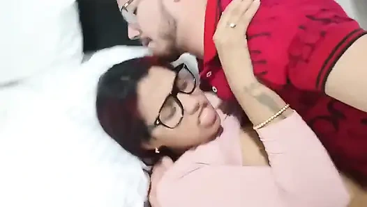 Ich ficke Cintia, die für ihr College in New York City bezahlen will