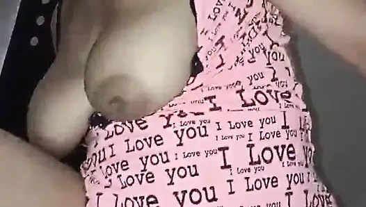 18-летняя брюнетка с большими отвисшими сиськами из Нью-йорка, Соединенные Штаты, трахает большой хуй ее сводного брата, часть 73