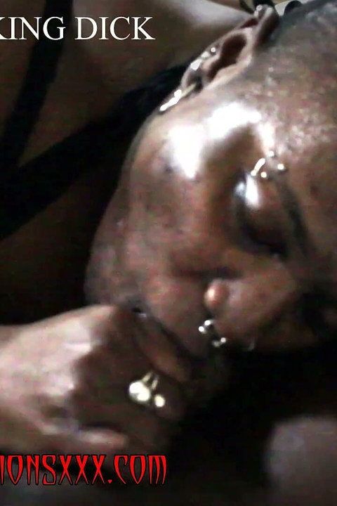 Ebony Shoots Hot Cum in Her Mouth