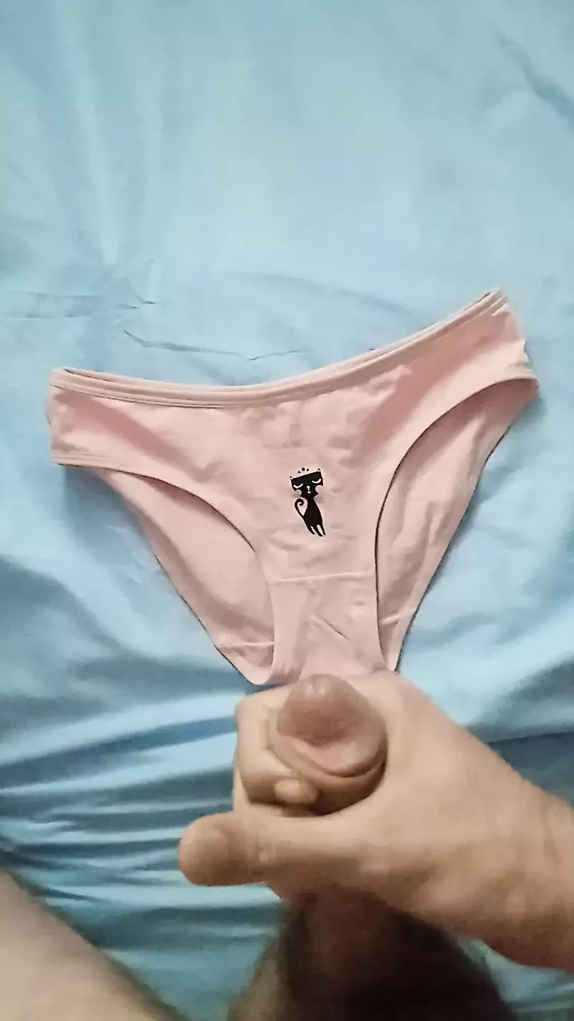 PANTY FETISH - MY EX GIRLFRIEND'S PANTIES - SOLO MASTURBATION