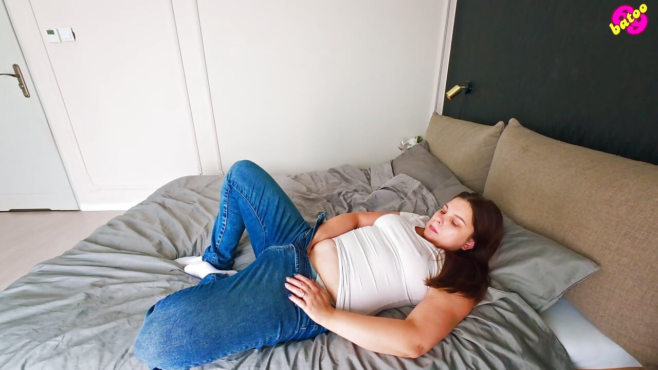 Be Quiet My Parents Are Downstairs and I Really Need to Masturbate Now