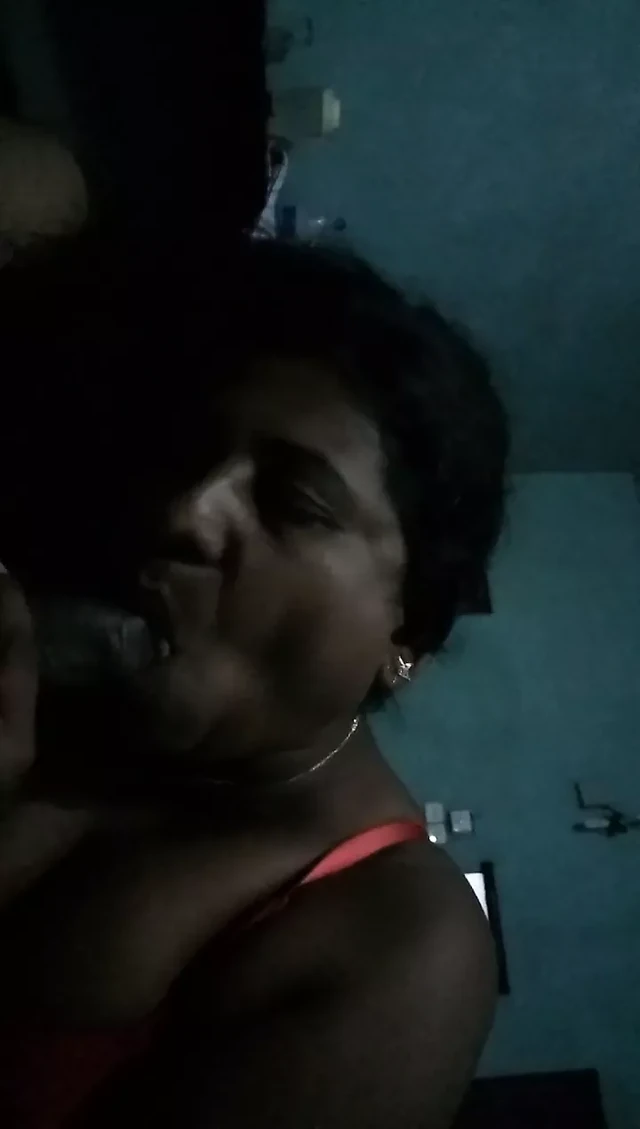 sl aunty giving fun