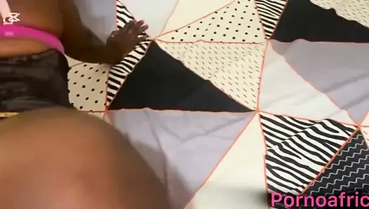 Seksi Bayan Işçisini Amına Baktırarak Baştan Çıkarmaya Çalışıyor