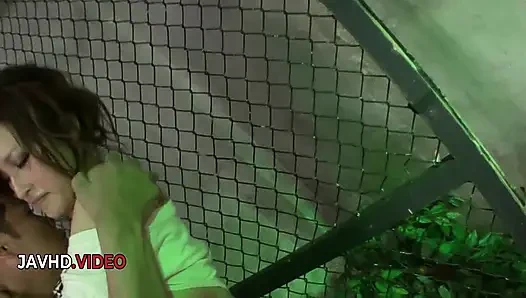 Tıraşlı amcık Japon afet Yukina Mori buharlı dölleme aksiyon oyuncaklarının tadını çıkarıyor