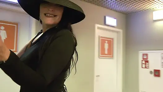 Jolie Noir ve Stefan Steel - Venüs 2022