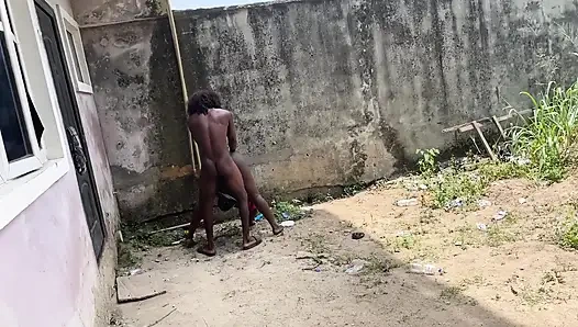 Çılgın adam ve madwoman pazar günü sikişiyor