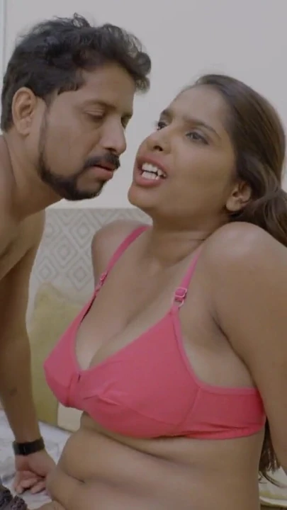 Momento cautivador de "Caliente porno india Tejaswani follando con marido stepsister"