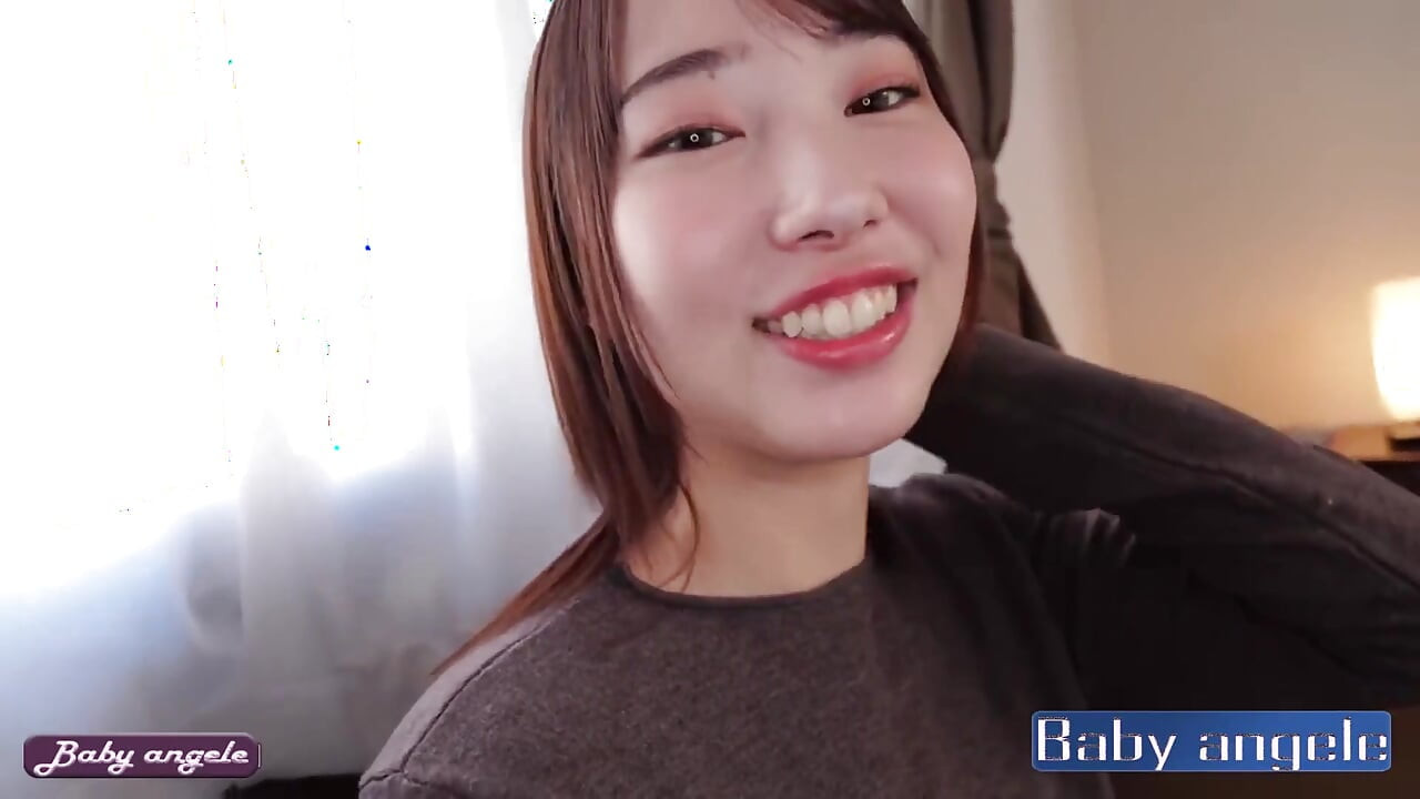 Istri nakal yang super nakal ini meringankan gara-gara stres sehari-hari!