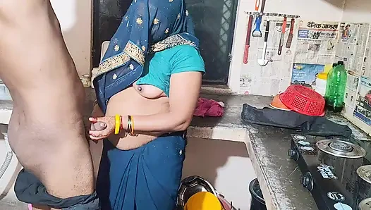 Father-in-law tore daughter-in-law's pussy