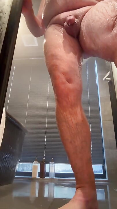 Watch Me Take a Shower in Kyoto Japan