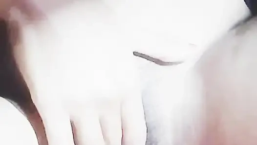 I am fingfering my virgin tight pussy. Bangladeshi village College student self fingfering viral video.