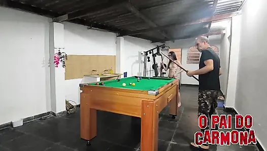 Den dünnen lecker nackt im spiel lassen