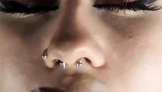 Zusammenstellung von Finishes für die Linda Dherlydoll