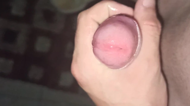 Pee and cum in my hand