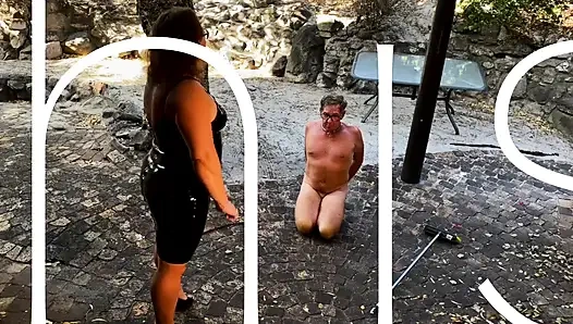 Dominatrix herrin april präzision