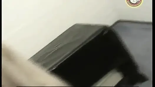 Hinter Deutschen Türen Wird Fleißig Gefickt - Kompletter Film