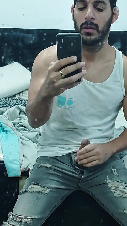 Koliko želiš da me uhvatiš u liftu?