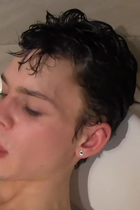 Shaun Demands Some Threesome Fun