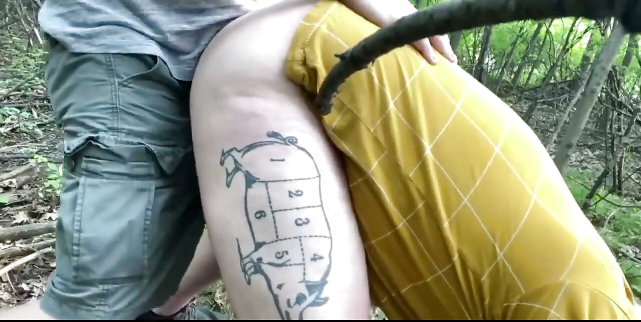 Quick and Dirty Outdoor Fuck