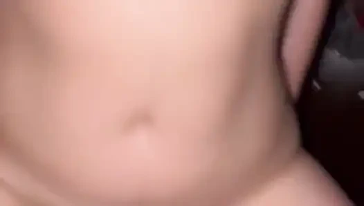 Aldatan Eş, Aylık Yardımını Ödemek İçin Ev Sahibiyle Kocasını Aldatıyor