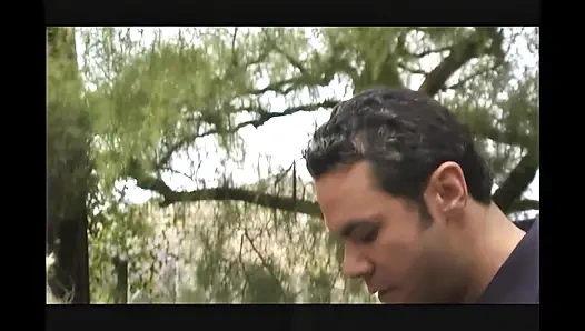 Наташа Доллинг любит купаться с спермой