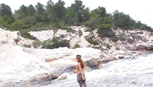 Breathless slut comes at the beach to looking for a big cock