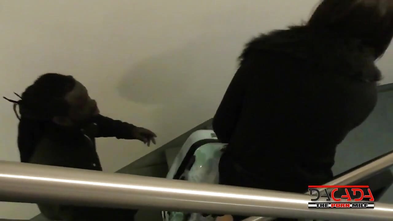 Lucky Help with the Suitcase