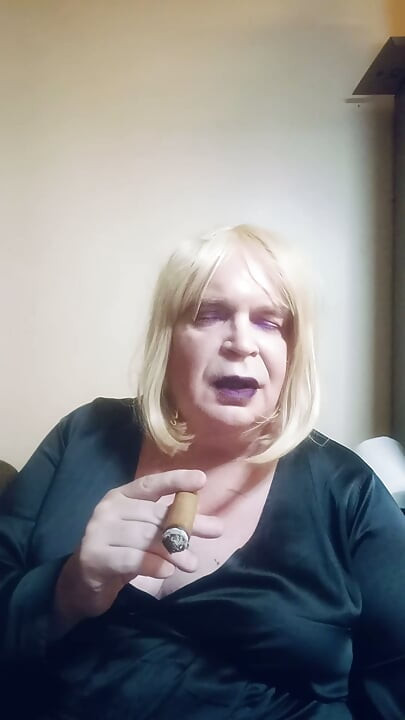 Part 4 - BBW TV discussing her many years in the BDSM and Kink world