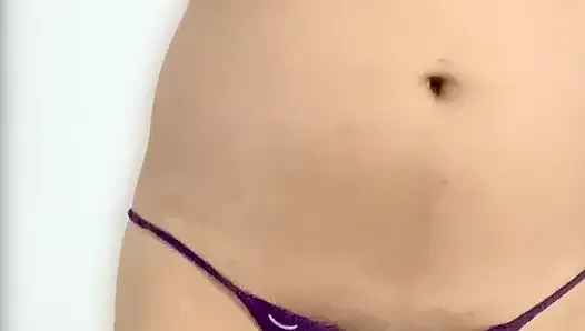 Seksi gelir kıyafetleriyle dans