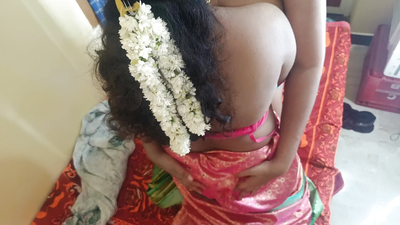 Housewife hot lesbian fuck