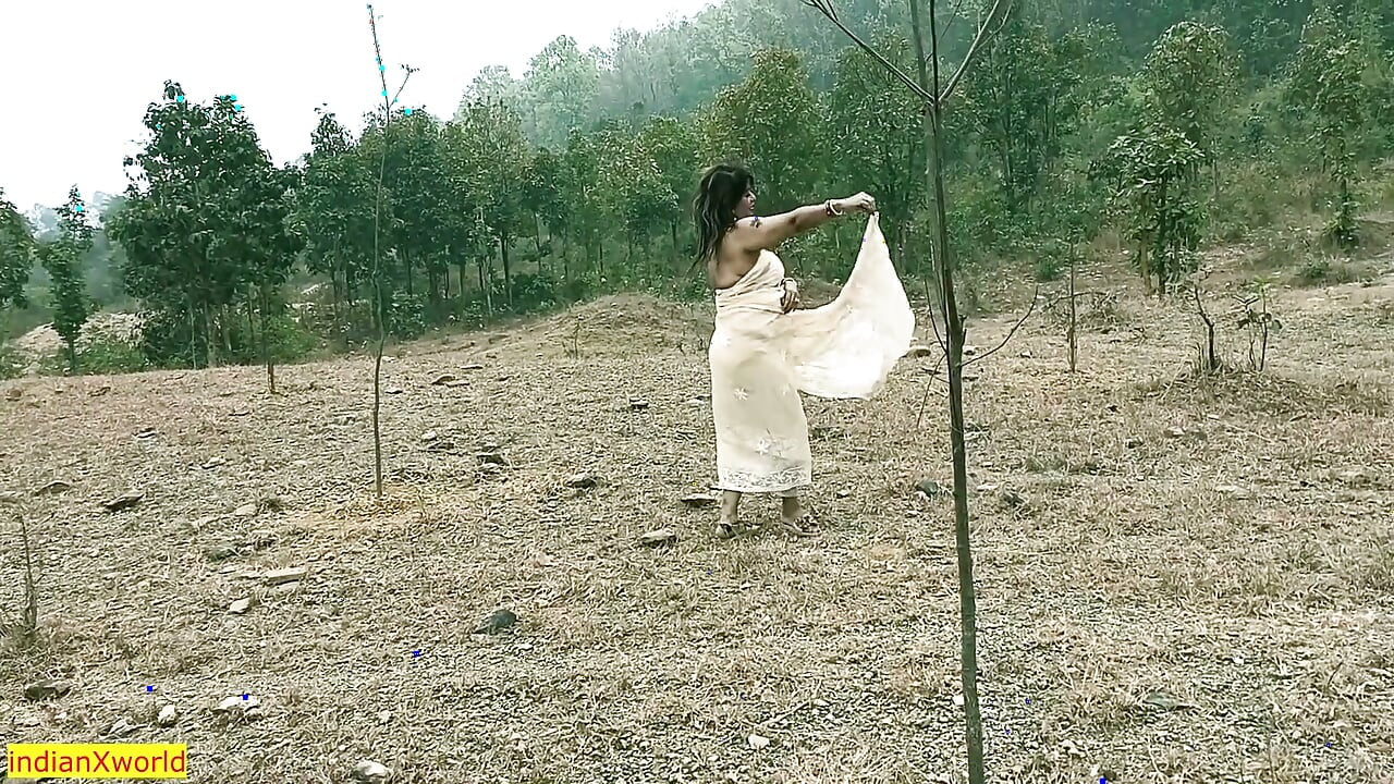 Indian Hot Stepaunty Outdoor Tent Sex with Teen Boy!!