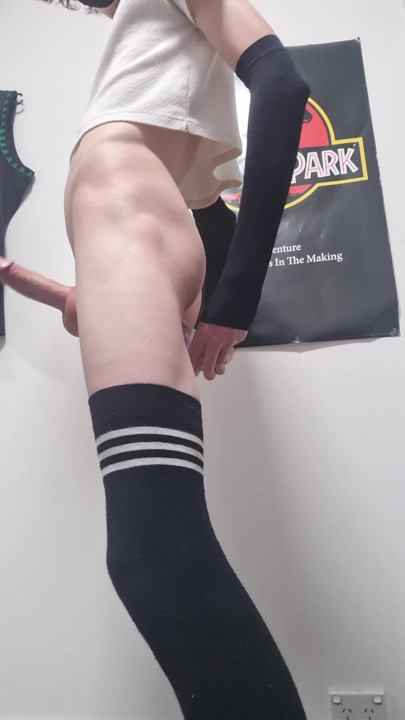 Femboy cums after shoving dildo in as far as it can go