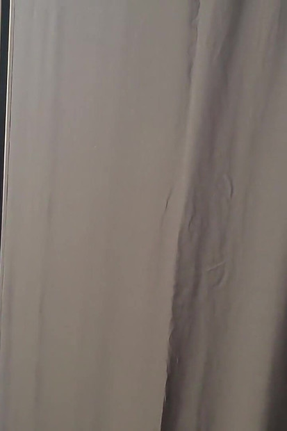 Je vais pour la manucure, je me fais sucer, la travailleuse était tellement coquine, et elle veut ma bite