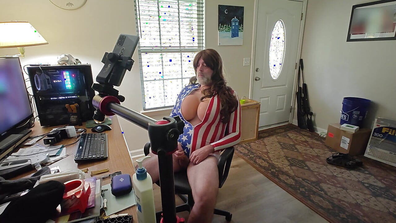 Live Cam Show Behind the Scenes