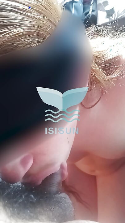 Doble penetración con mi compañero de cuarto mientras mi novio estaba fuera, imaginé que eras los dos