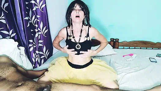 Edepsiz azgın sürtük ırklararası sevişiyor