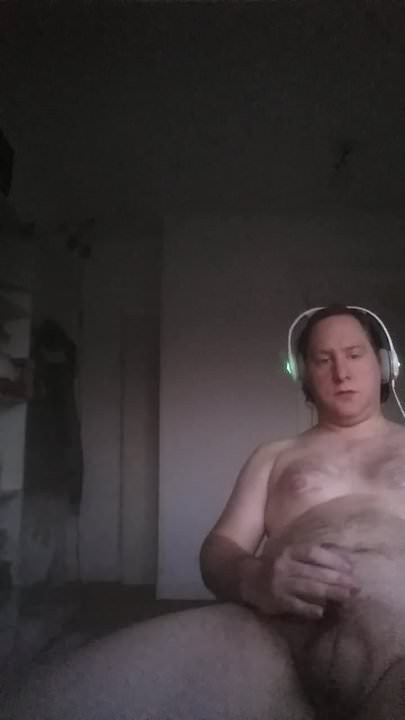 The fat gay guy cumming