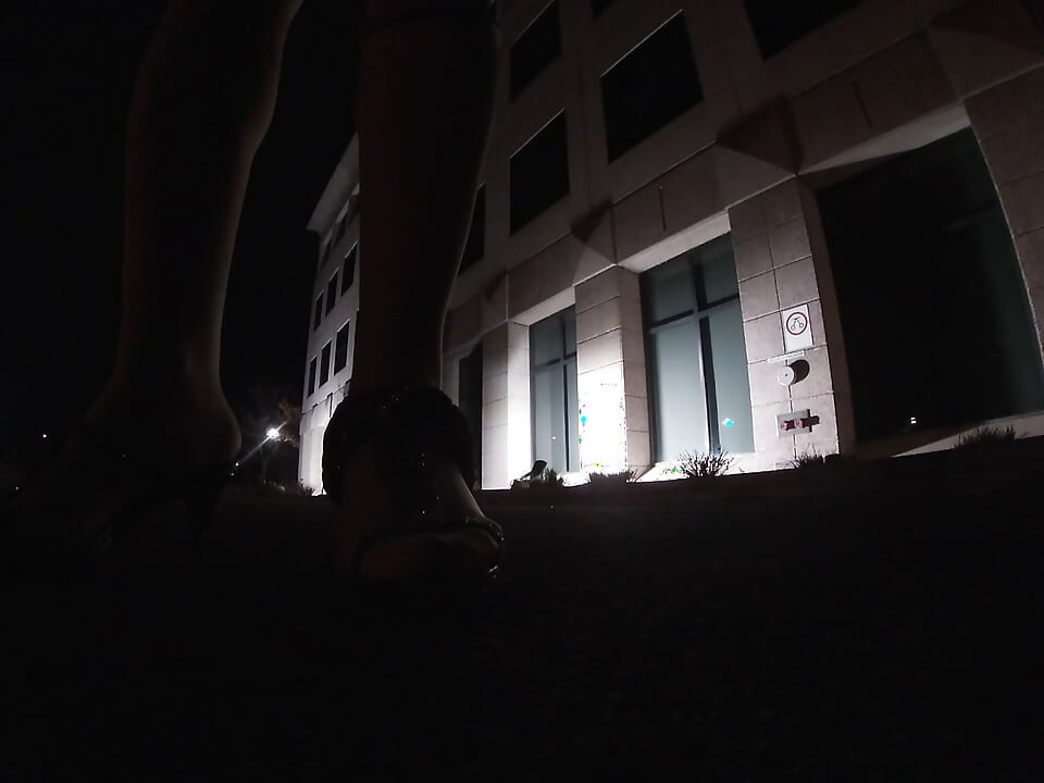 Mature Dirty Sissy CD went outdoors at night for a great public orgasm.